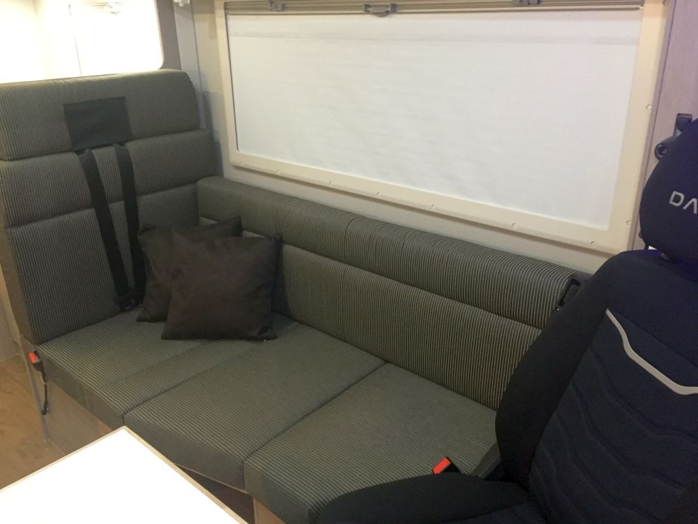 Stauber Forty – barrierefreies Wohnmobil — Foto 3
